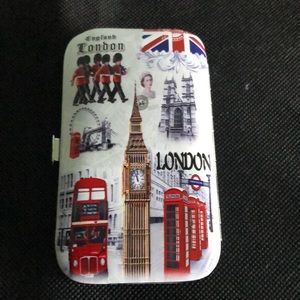 London England Manicure and Pedicure Set